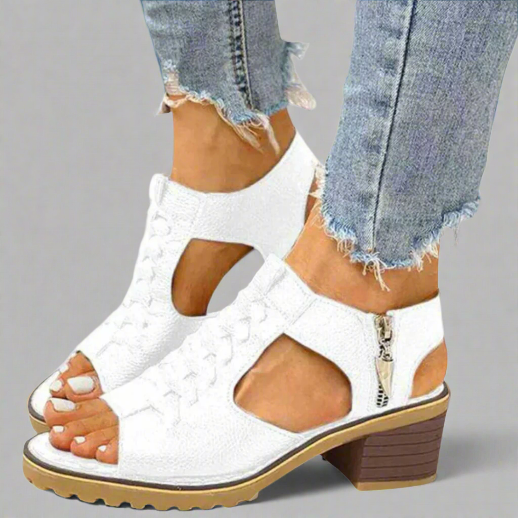 GERTRUD | ORTHOPÄDISCHE SANDALEN MIT AUSSERGEWÖHNLICH BEQUEMEM ABSATZ