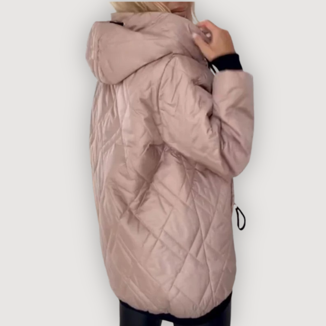 MAURA – KAPUZENJACKE MIT STEPPUNG