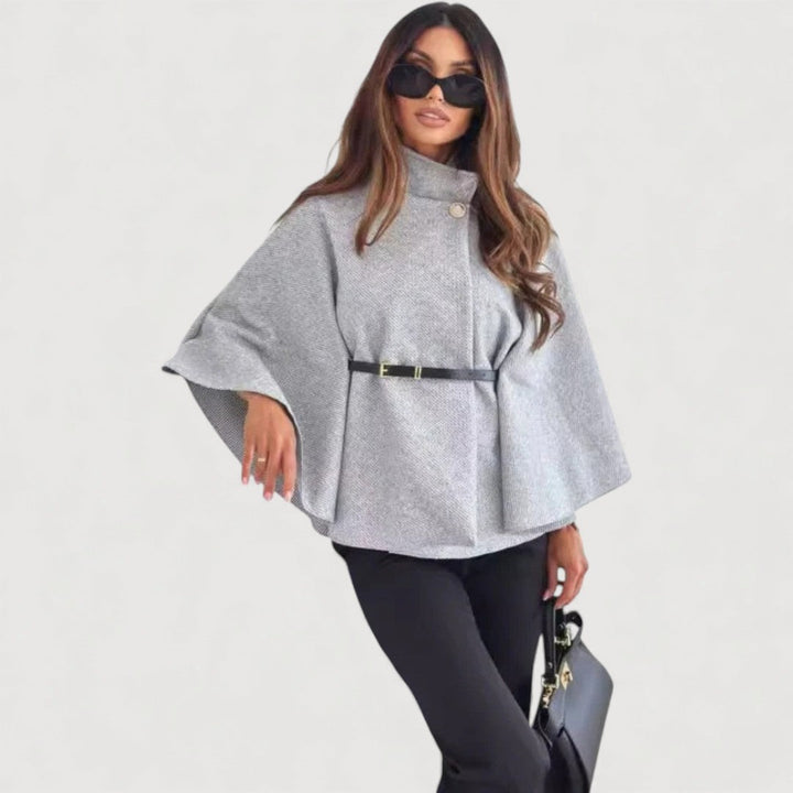 ALIYA – ELEGANCKA KURTKA Z PELERYNĄ