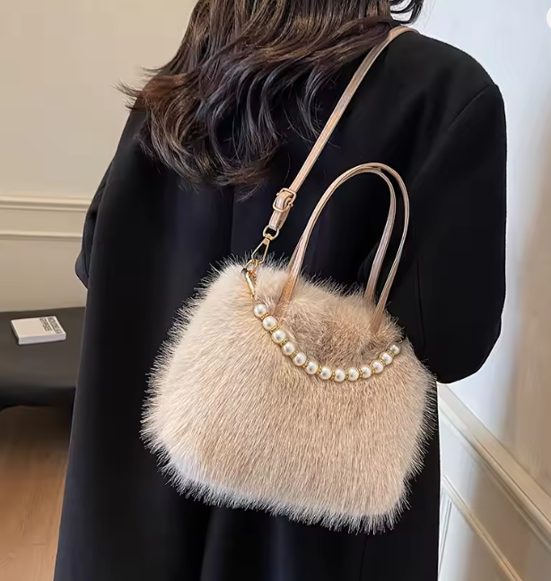 Tiffany | Handtasche aus Kunstpelz