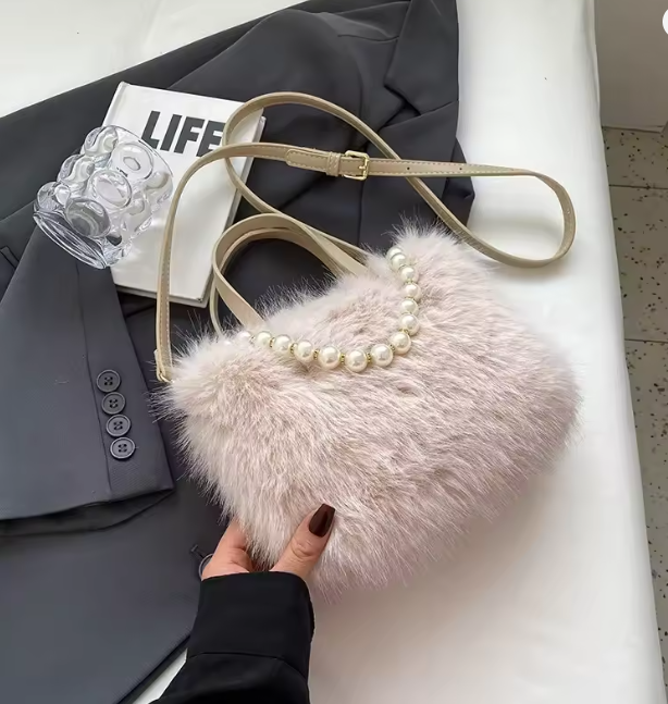 Tiffany | Handtasche aus Kunstpelz