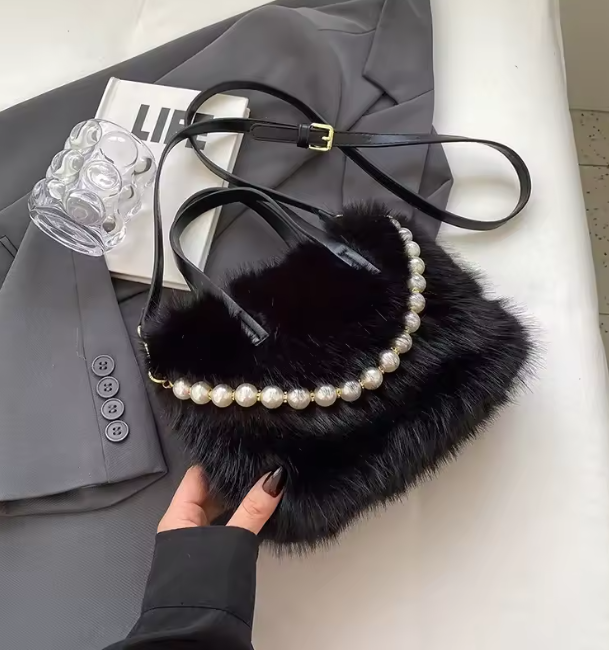 Tiffany | Handtasche aus Kunstpelz