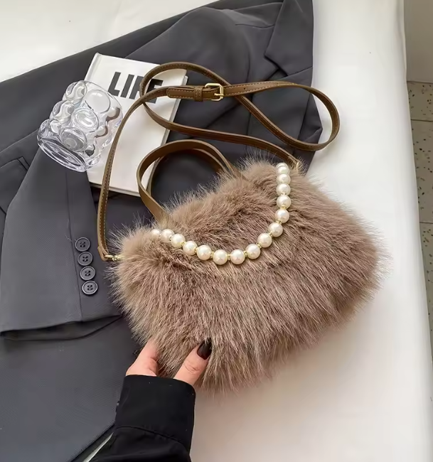 Tiffany | Handtasche aus Kunstpelz