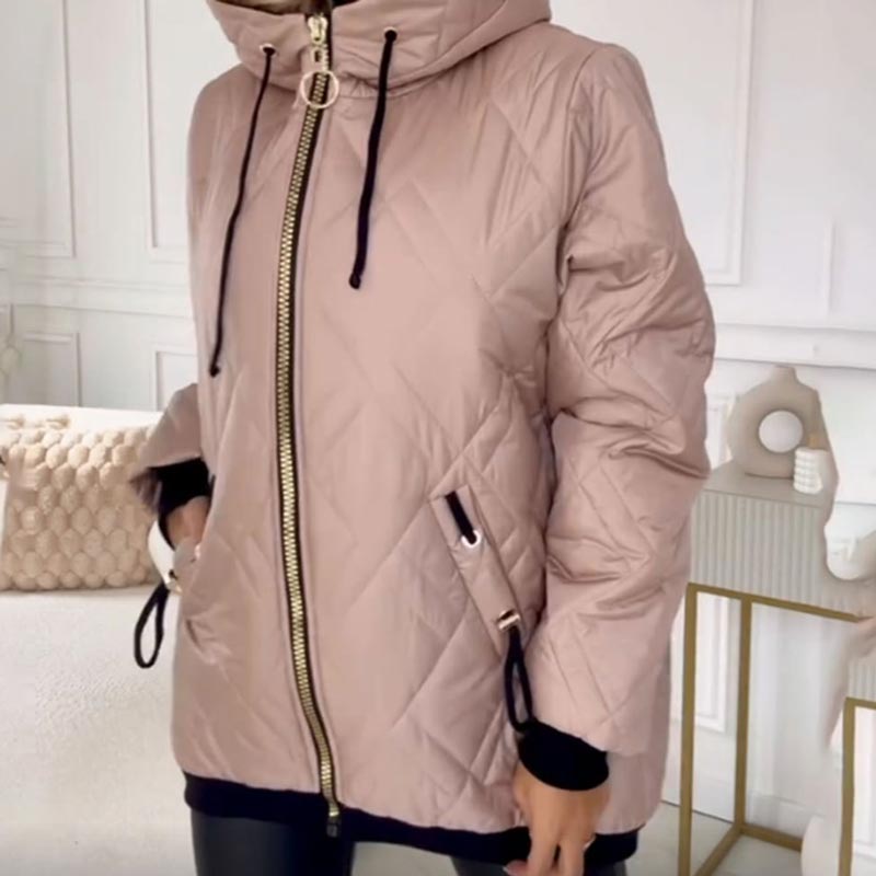 Frostique™ - Stilvolle und funktionale Warm-Up-Jacke